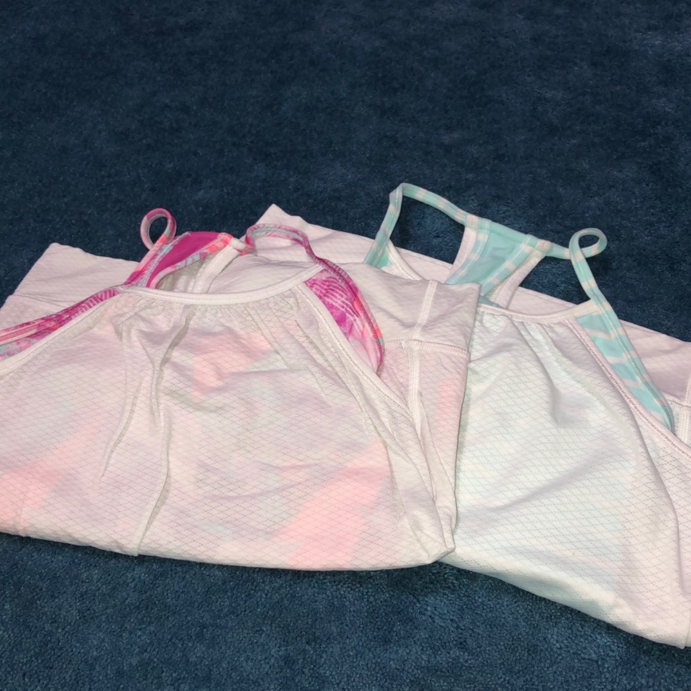 TWO IVIVVA TANKS IN GOOD SHAPE